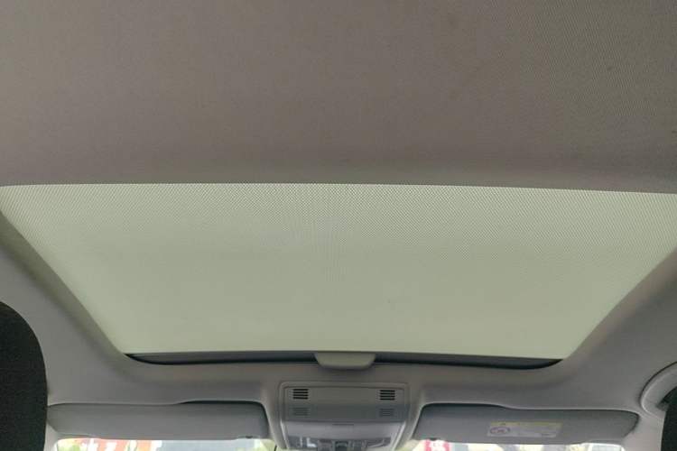 Used Volkswagen Golf 2019 200TSI DSG Comfort & Ambition Edition China VI Standard Headliner