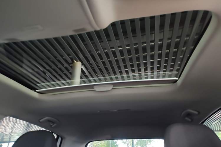 Used Volkswagen Golf 2019 200TSI DSG Comfort & Ambition Edition China VI Standard Headliner