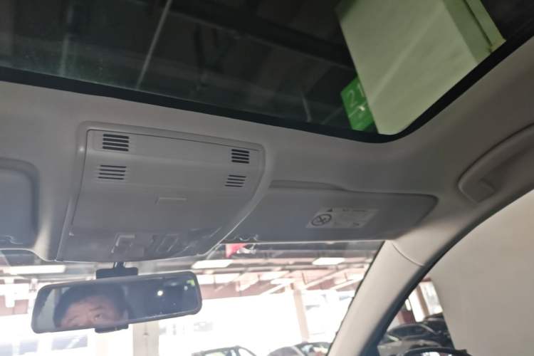 Used Volkswagen Golf 2019 200TSI DSG Comfort & Ambition Edition China VI Standard Headliner