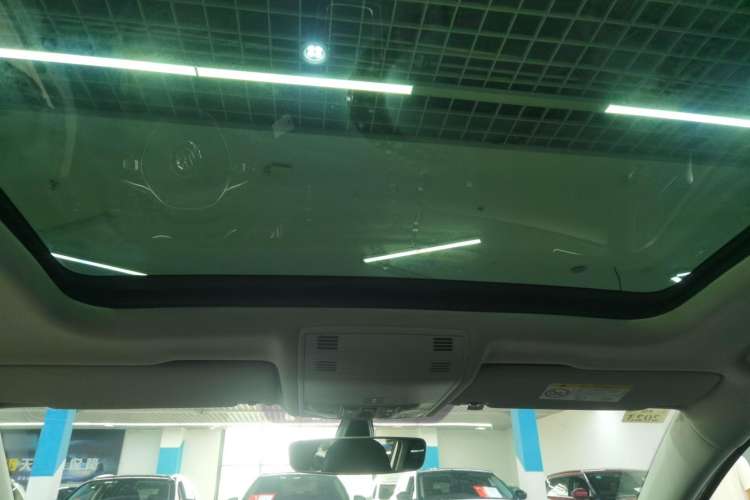 Used Volkswagen Golf 2019 1.8TSI Travel Edition Headliner