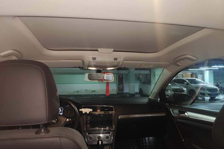 Used Volkswagen Golf 2019 280TSI DSG Comfort Version China VI Standard Headliner