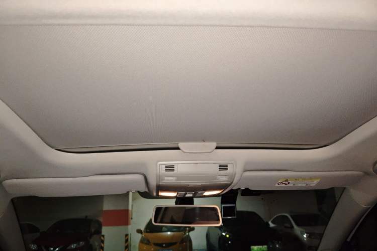 Used Volkswagen Golf 2019 280TSI DSG Comfort Version China VI Standard Headliner