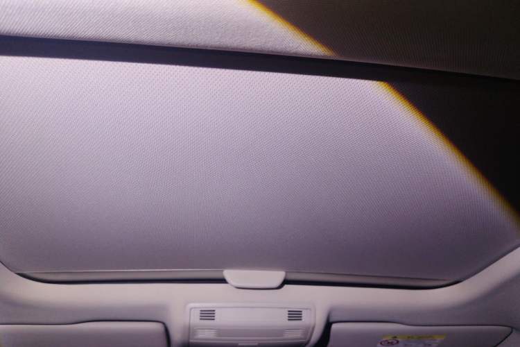 Used Volkswagen Golf 2019 280TSI DSG Luxury Version China VI Standard Headliner