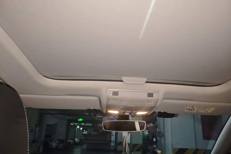 Used Volkswagen Golf 2019 280TSI DSG Luxury Version China VI Standard Headliner