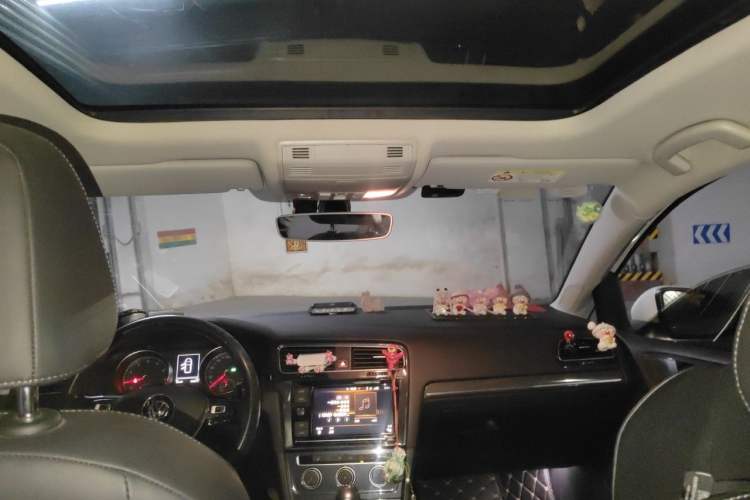Used Volkswagen Golf 2019 280TSI DSG Luxury Version China VI Standard Headliner