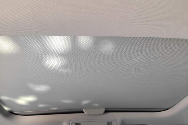 Used Volkswagen Golf  Headliner