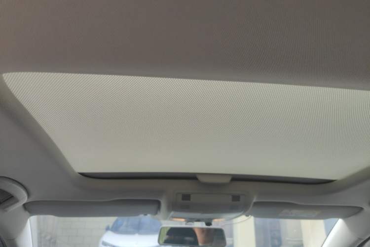 Used Volkswagen Golf 2019 200TSI DSG Comfort & Ambition Edition China VI Standard Headliner
