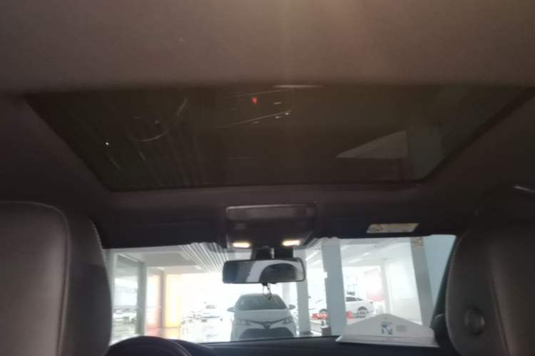 Used Volkswagen Golf 2019 280TSI DSG R-Line China VI Standard Headliner