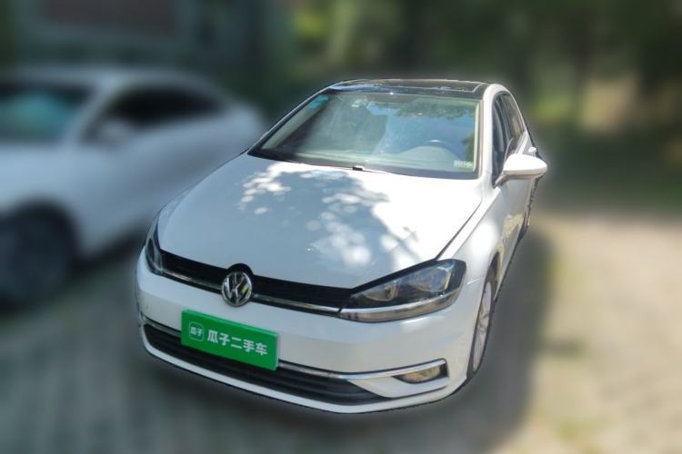 Used Volkswagen Golf 2019 200TSI DSG Comfort & Ambition Edition China VI Standard Guazi used car, China used car export, Used car for sale, Used  cars, Cheapest cars for sale