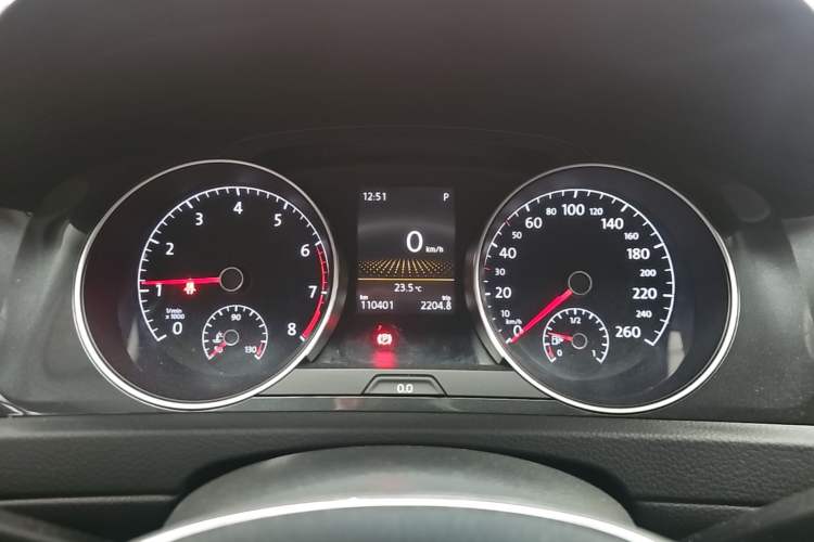 Used Volkswagen Golf 2019 1.8TSI Travel Edition Instrument Cluster