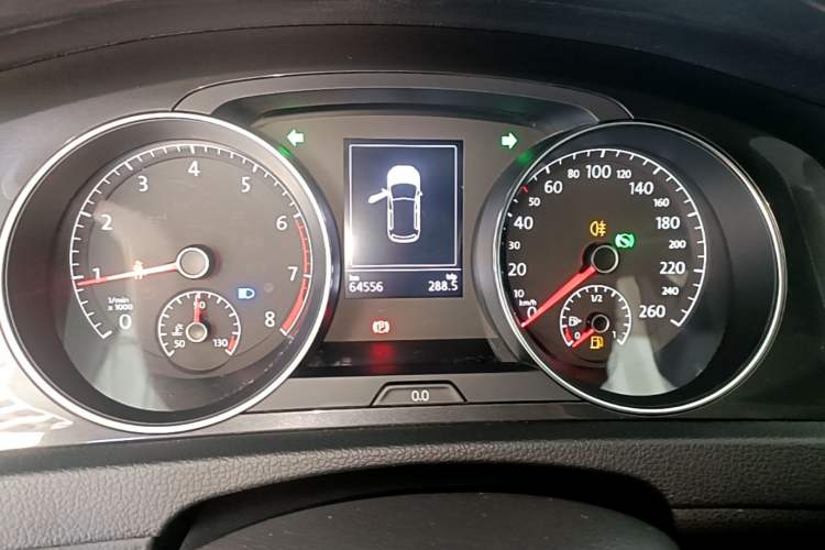 Used Volkswagen Golf 2019 280TSI DSG Comfort Version China VI Standard Instrument Cluster