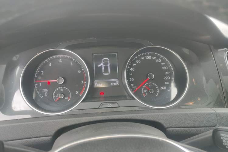 Used Volkswagen Golf 2019 280TSI DSG Comfort Version China VI Standard Instrument Cluster