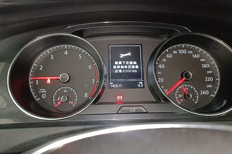 Used Volkswagen Golf 2019 200TSI DSG Comfort & Ambition Edition China VI Standard Instrument Cluster