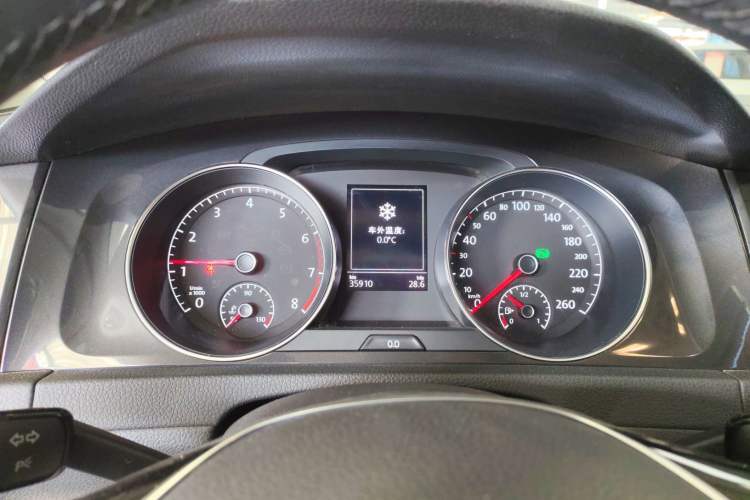 Used Volkswagen Golf 2019 200TSI DSG Comfort & Ambition Edition China VI Standard Instrument Cluster