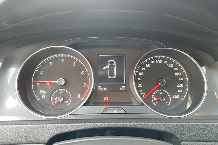 Used Volkswagen Golf 2019 200TSI DSG Comfort & Ambition Edition China VI Standard Instrument Cluster