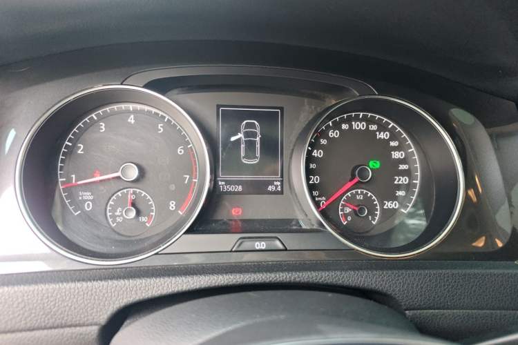 Used Volkswagen Golf 2019 200TSI DSG Comfort Version China VI Standard Instrument Cluster