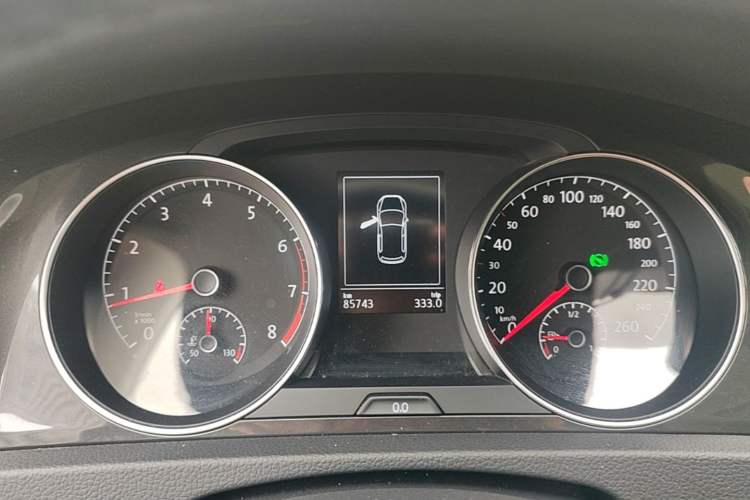 Used Volkswagen Golf 2019 200TSI DSG Comfort & Ambition Edition China VI Standard Instrument Cluster