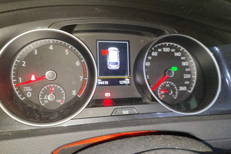 Used Volkswagen Golf 2019 1.8TSI Travel Edition Instrument Cluster