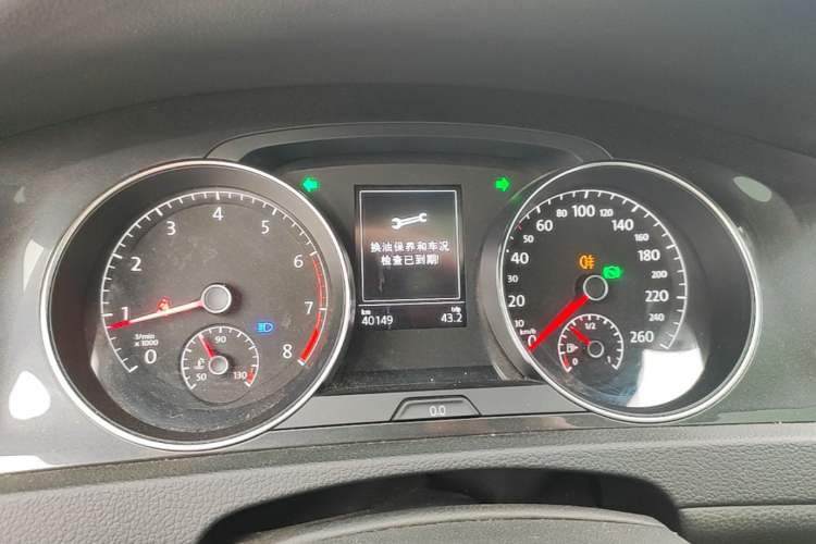 Used Volkswagen Golf 2019 280TSI DSG Comfort Version China VI Standard Instrument Cluster