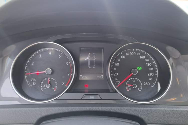 Used Volkswagen Golf 2019 200TSI DSG Comfort & Ambition Edition China VI Standard Instrument Cluster