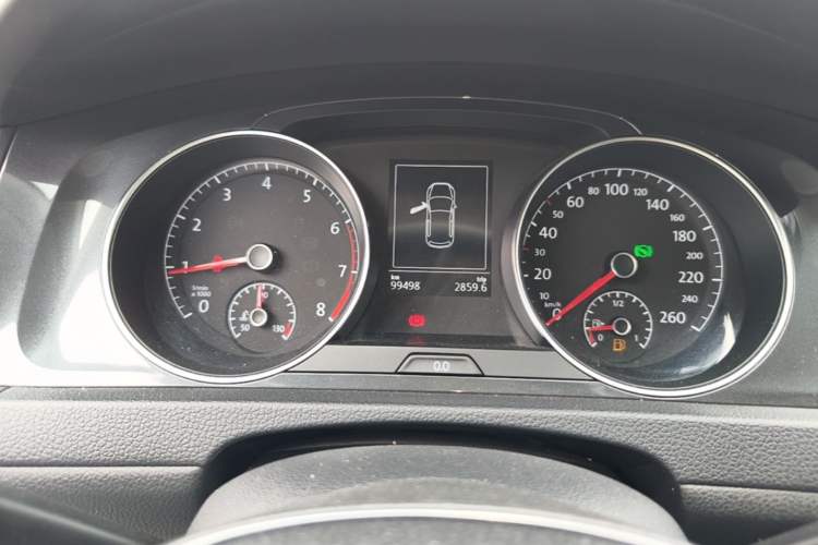 Used Volkswagen Golf 2019 280TSI DSG Luxury Version China VI Standard Instrument Cluster