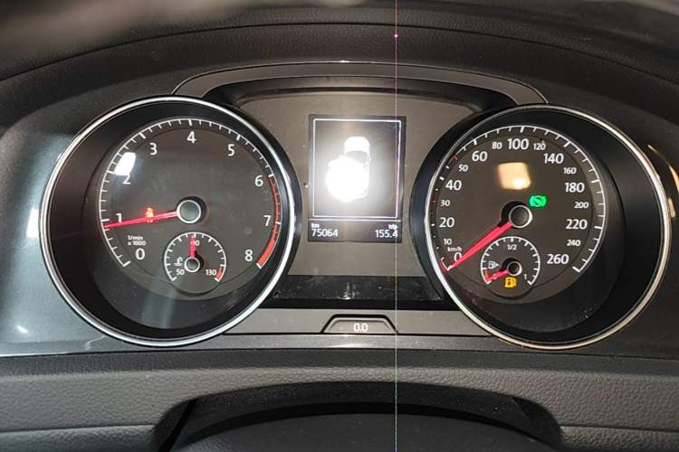 Used Volkswagen Golf 2019 200TSI DSG Comfort & Ambition Edition China VI Standard Instrument Cluster