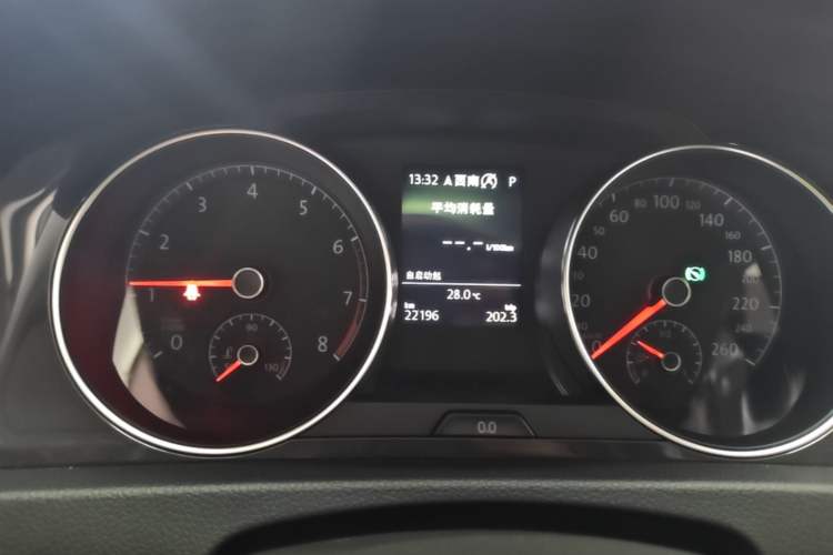 Used Volkswagen Golf 2019 200TSI DSG Comfort & Ambition Edition China VI Standard Instrument Cluster