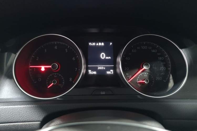 Used Volkswagen Golf 2019 200TSI DSG Comfort & Ambition Edition China VI Standard Instrument Cluster