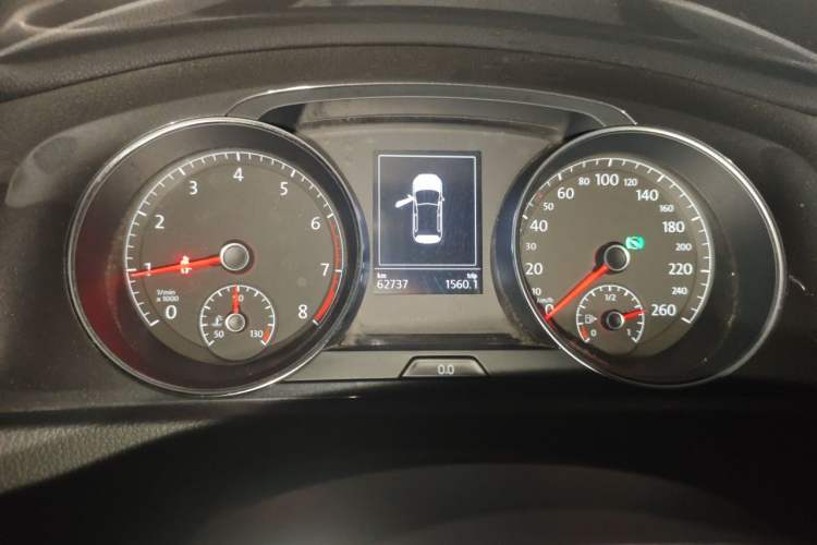 Used Volkswagen Golf 2019 200TSI DSG Comfort & Ambition Edition China VI Standard Instrument Cluster