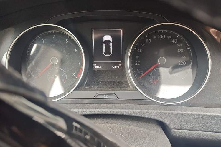 Used Volkswagen Golf 2019 200TSI DSG Comfort Version China VI Standard Instrument Cluster