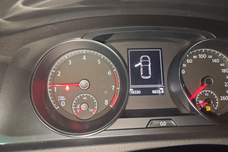Used Volkswagen Golf 2019 280TSI DSG Comfort Version China VI Standard Instrument Cluster