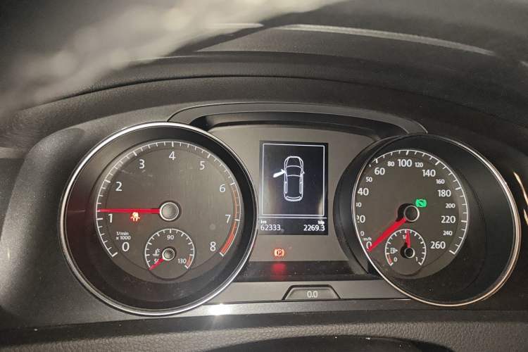 Used Volkswagen Golf 2019 200TSI DSG Comfort & Ambition Edition China VI Standard Instrument Cluster