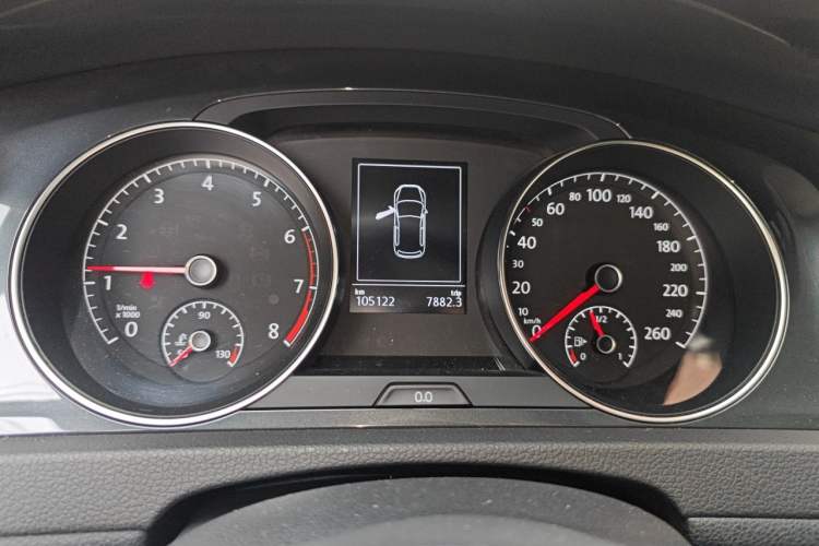 Used Volkswagen Golf 2019 200TSI DSG Comfort & Ambition Edition China VI Standard Instrument Cluster