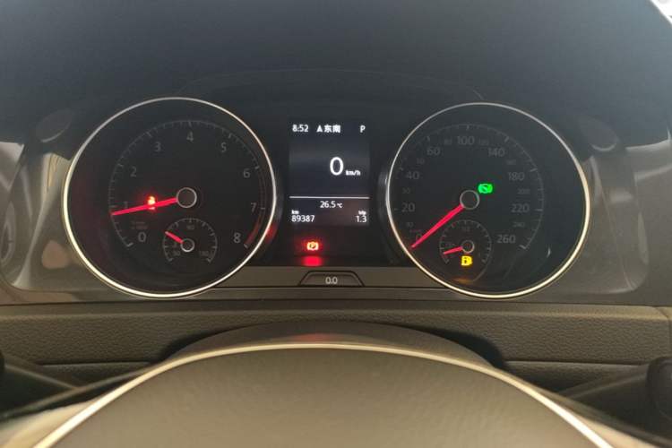 Used Volkswagen Golf 2019 200TSI DSG Comfort & Ambition Edition China VI Standard Instrument Cluster
