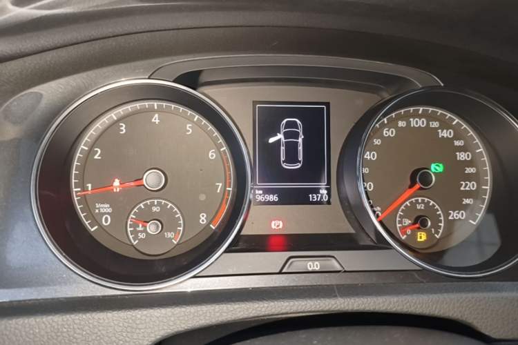 Used Volkswagen Golf 2019 200TSI DSG Comfort & Ambition Edition China VI Standard Instrument Cluster