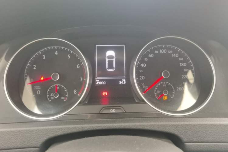 Used Volkswagen Golf 2019 200TSI DSG Comfort & Ambition Edition China VI Standard Instrument Cluster