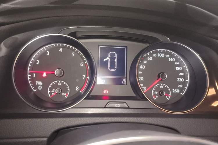 Used Volkswagen Golf 2019 280TSI DSG Comfort Version China VI Standard Instrument Cluster