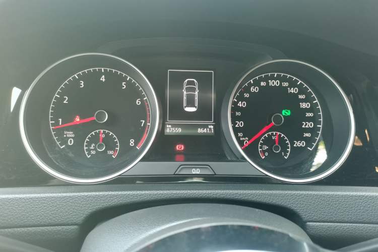 Used Volkswagen Golf 2019 280TSI DSG R-Line China VI Standard Instrument Cluster