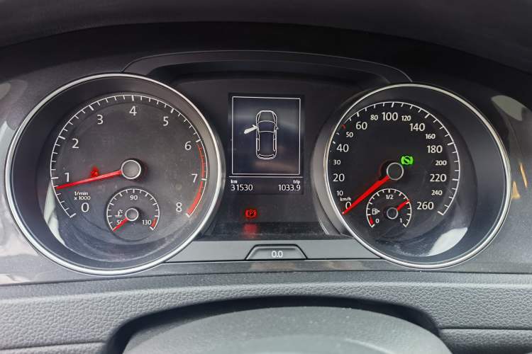 Used Volkswagen Golf 2019 280TSI DSG Comfort Version China VI Standard Instrument Cluster