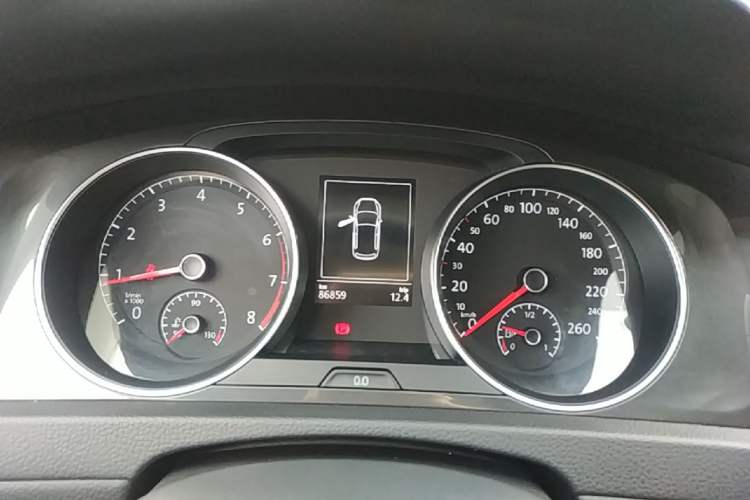 Used Volkswagen Golf 2019 1.6L Automatic Comfort Model China V Standard Instrument Cluster