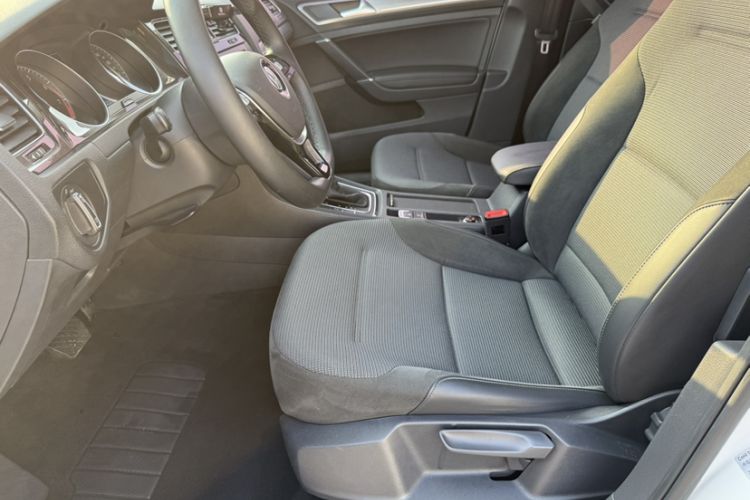 Used Volkswagen Golf 2019 280TSI DSG Comfort Version China V Standard Interior 1