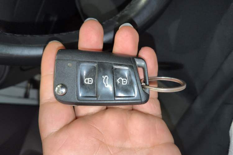 Used Volkswagen Golf 2019 1.8TSI Travel Edition Interior 1