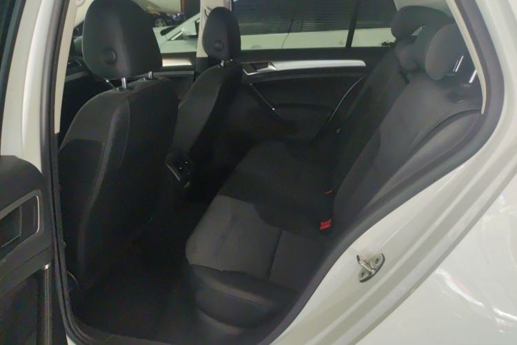 Used Volkswagen Golf 2019 280TSI DSG Comfort Version China VI Standard Interior 1