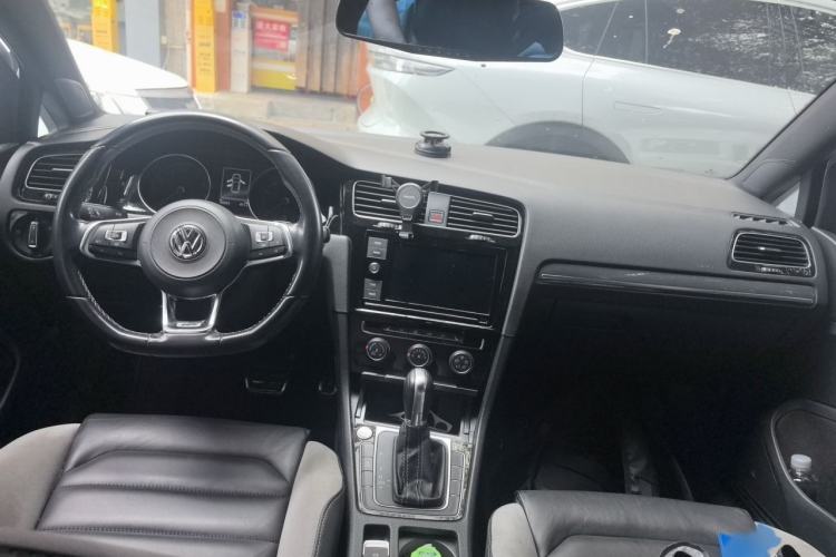 Used Volkswagen Golf 2019 280TSI DSG R-Line Model China V Standard Interior 2