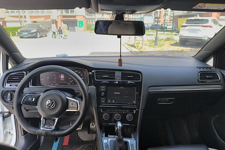 Used Volkswagen Golf 2019 280TSI DSG R-Line Model China V Standard Interior 2