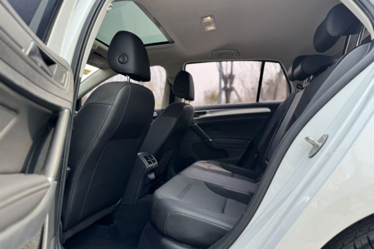 Used Volkswagen Golf 2019 280TSI DSG Comfort Version China V Standard Interior 2