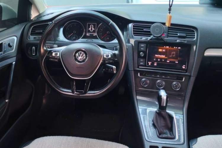 Used Volkswagen Golf 2019 280TSI DSG Comfort Version China V Standard Interior 2