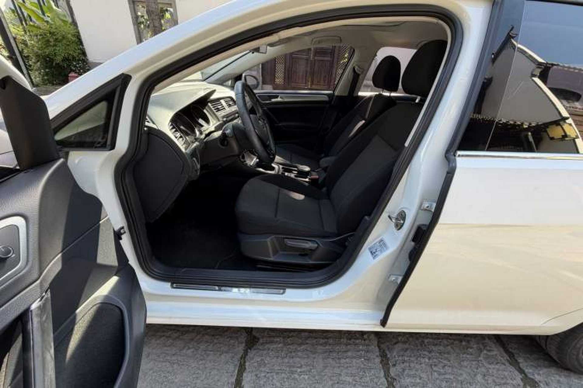 Used Volkswagen Golf 2019 200TSI DSG Comfort & Ambition Edition China VI Standard Interior 3