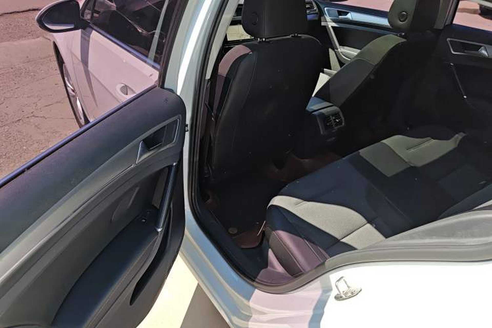 Used Volkswagen Golf 2019 280TSI DSG Comfort Version China VI Standard Interior 6