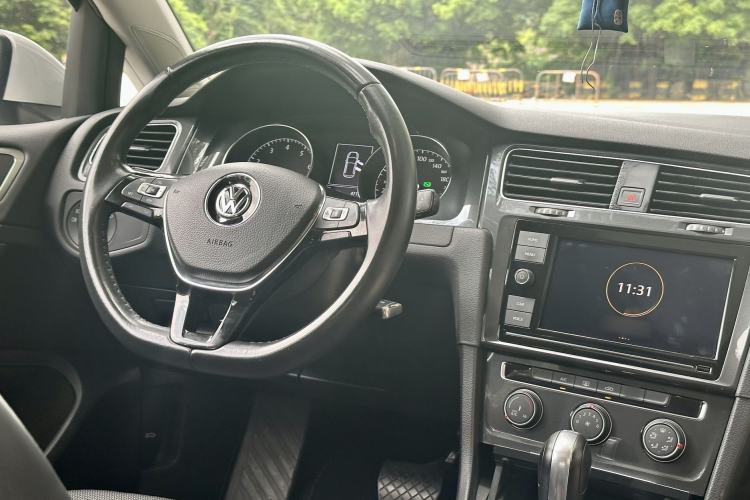 Used Volkswagen Golf 2019 280TSI DSG Comfort Version China VI Standard Interior 7